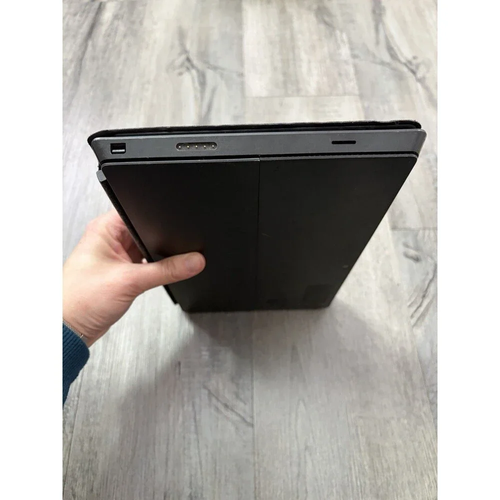 Microsoft Surface Laptop 1st Gen Touch screen i5-7th 4GB RAM 64GB SSD Win 11 Pro
